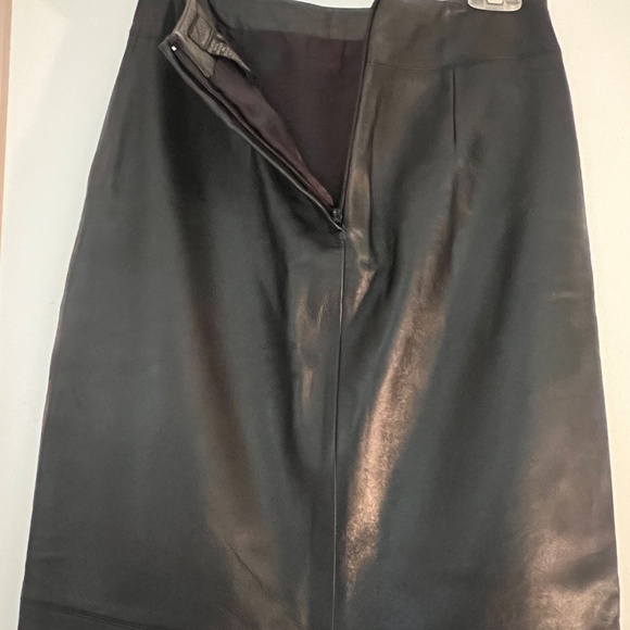 BCBG long leather skirt - Picture 12 of 14